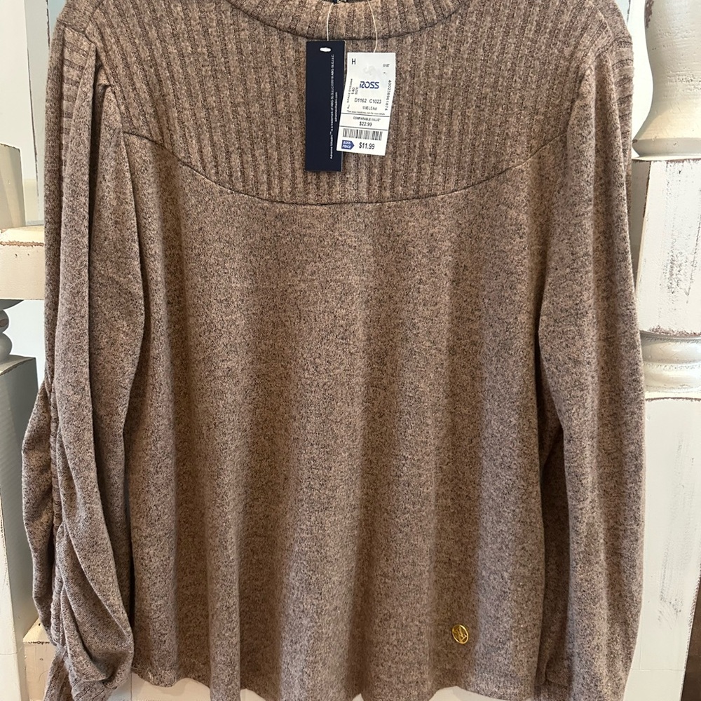 Women's Brown Sweater